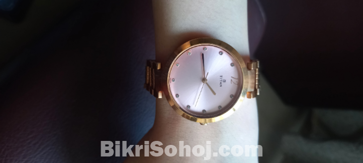 Titan Wrist Watch/টাইটান ব্র্যান্ডের অরিজিনাল ঘড়ি